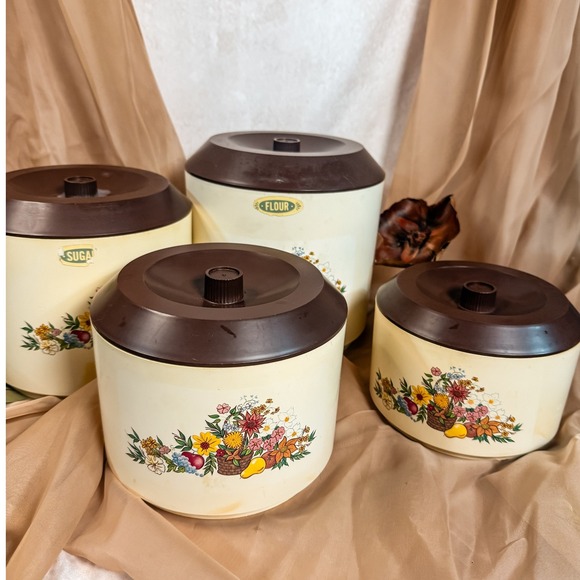Cream And Brown Floral Sterilite Nesting Canisters Vintage - Picture 1 of 8